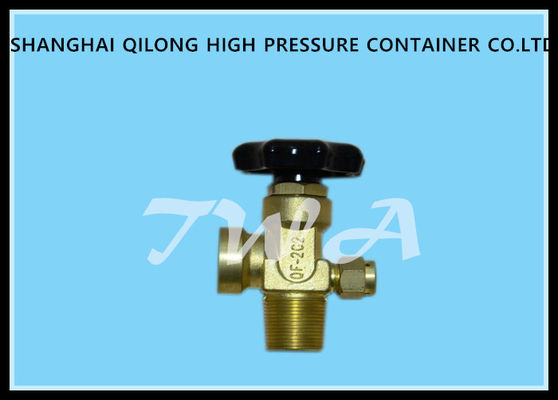 China Brass oxygen cylinder valves,QF-2G,Internal thread G5/8 mm bottle valves supplier